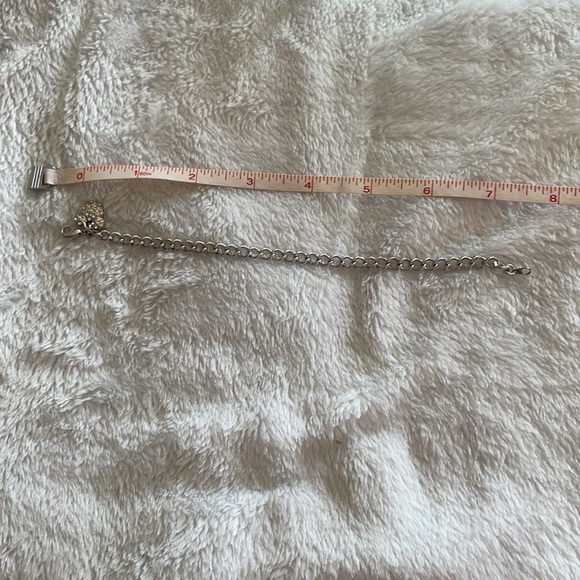 Disney Mickey Mouse bracelet and earrings set - Picture 4 of 4